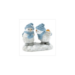 /1718-1782-thickbox/snow-buddies-ready-to-kiss.jpg